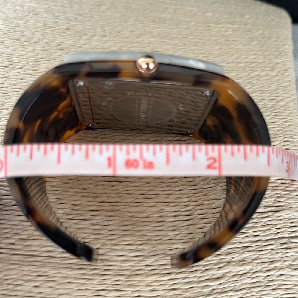 EMPORIO ARMANI PRE-LOVED AUTHENTIC DESIGNER TORTOISE PRINT DESIGN RESIN WATCH - Picture 11 of 11